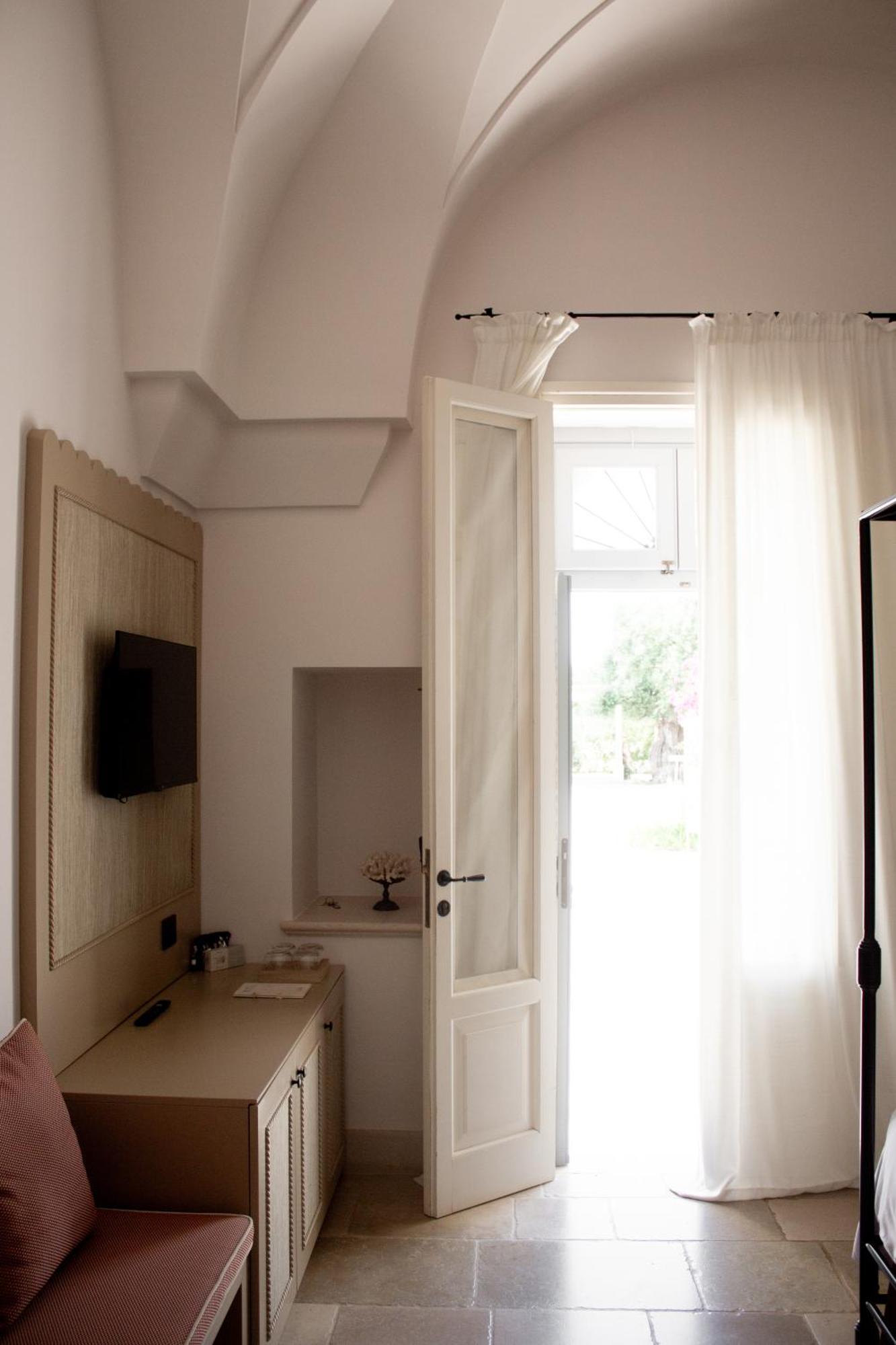 Masseria Don Luigi-Luxury Farmhouse Savelletri Exteriör bild